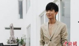 娱乐爆料陈楚生是谁啊视频,歌手背后的故事